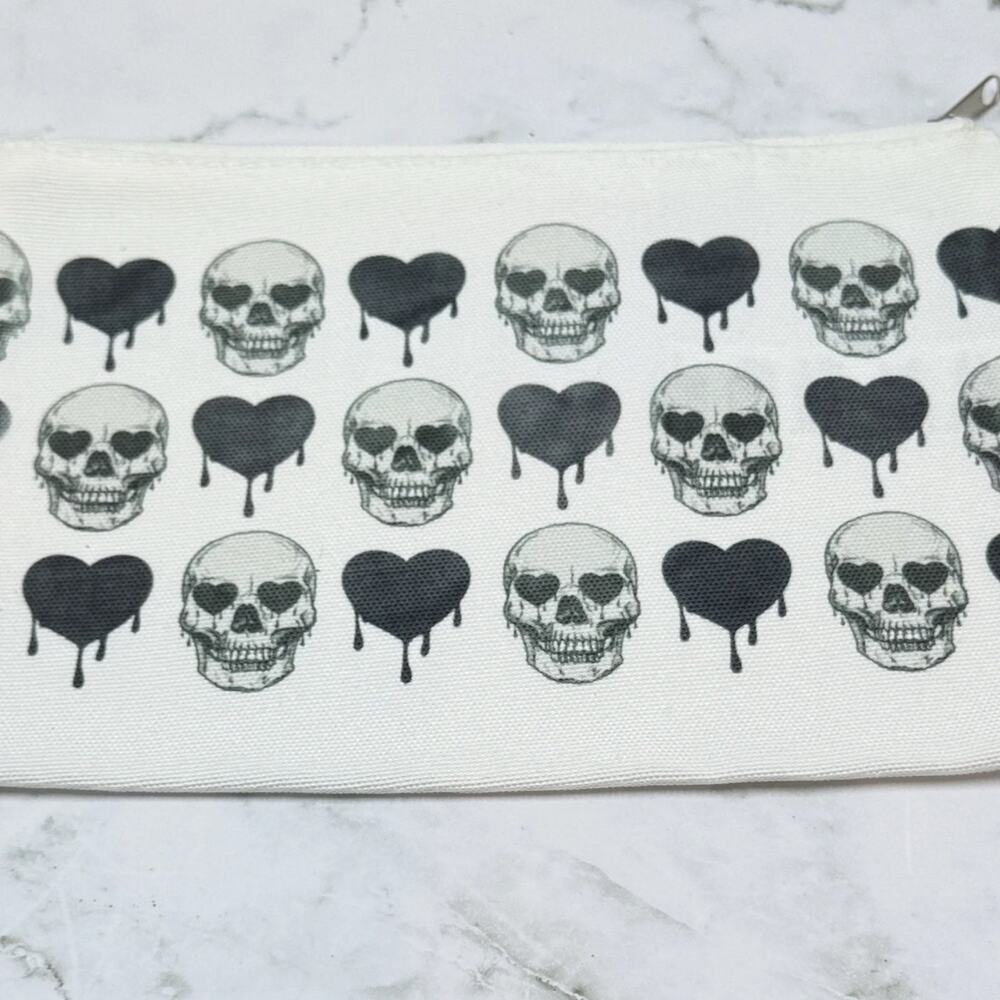 Gothic Skull Zipper Pouch